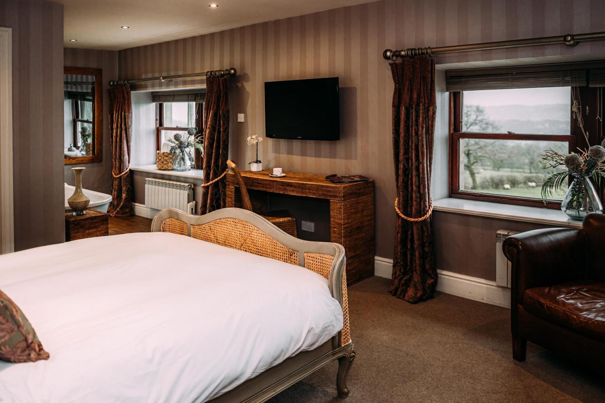 The Shireburn Arms Hotel Clitheroe Exterior photo